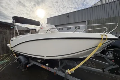 2020 Quicksilver Activ 555 Open