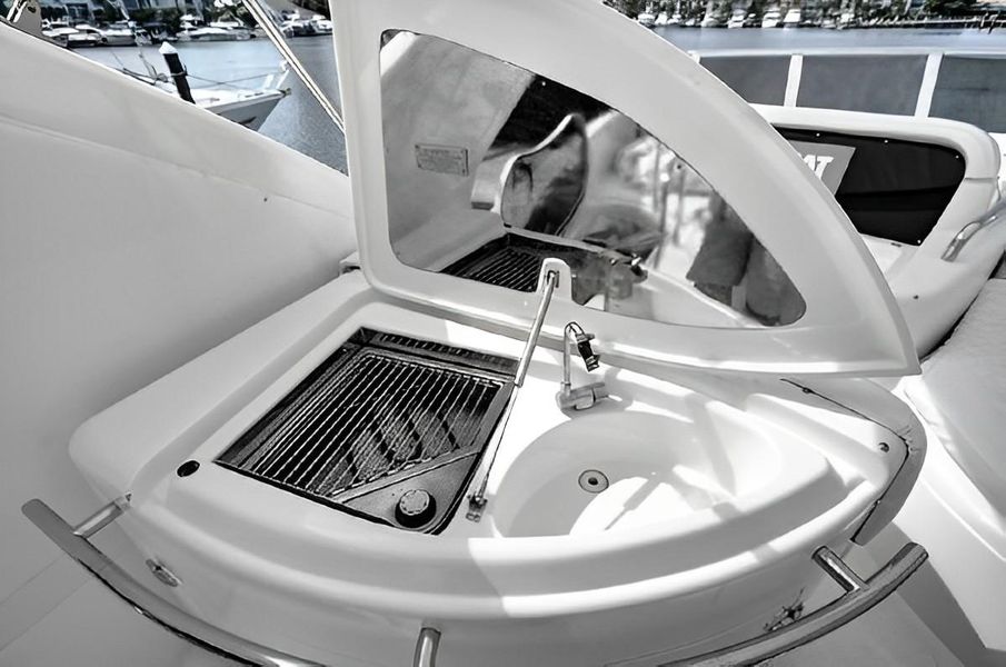 2003 Azimut 55 flybridge