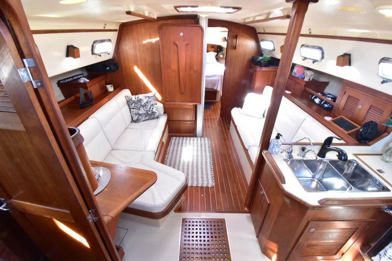 Aftia Yacht Photos Pics 