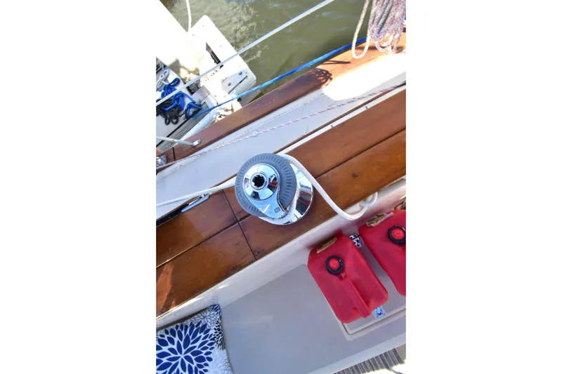 Aftia Yacht Photos Pics Deck view of 1999 Island Packet 380 sailboat with winch and fuel containers.