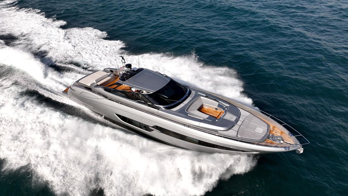 2017 Riva 88 