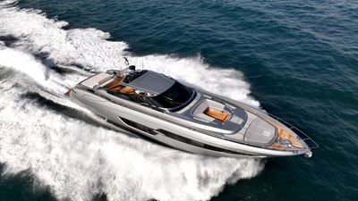 Yacht