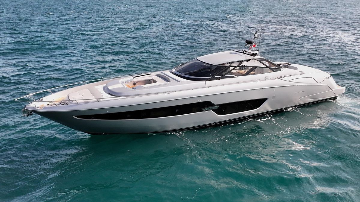 2017 Riva 88 