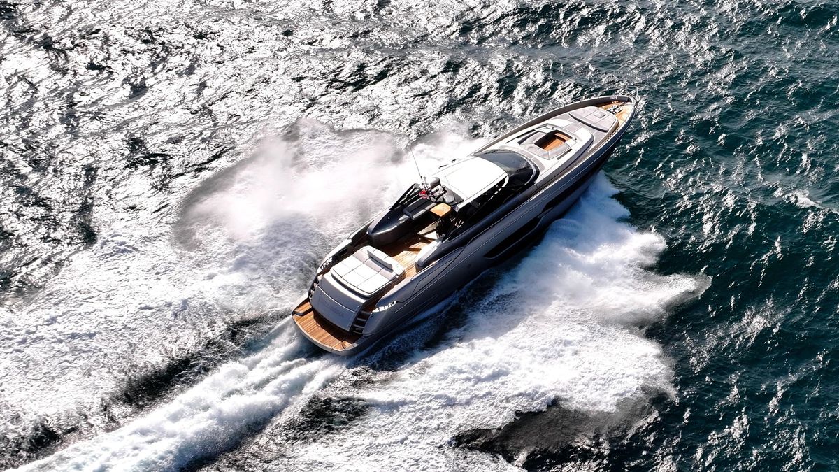 2017 Riva 88 