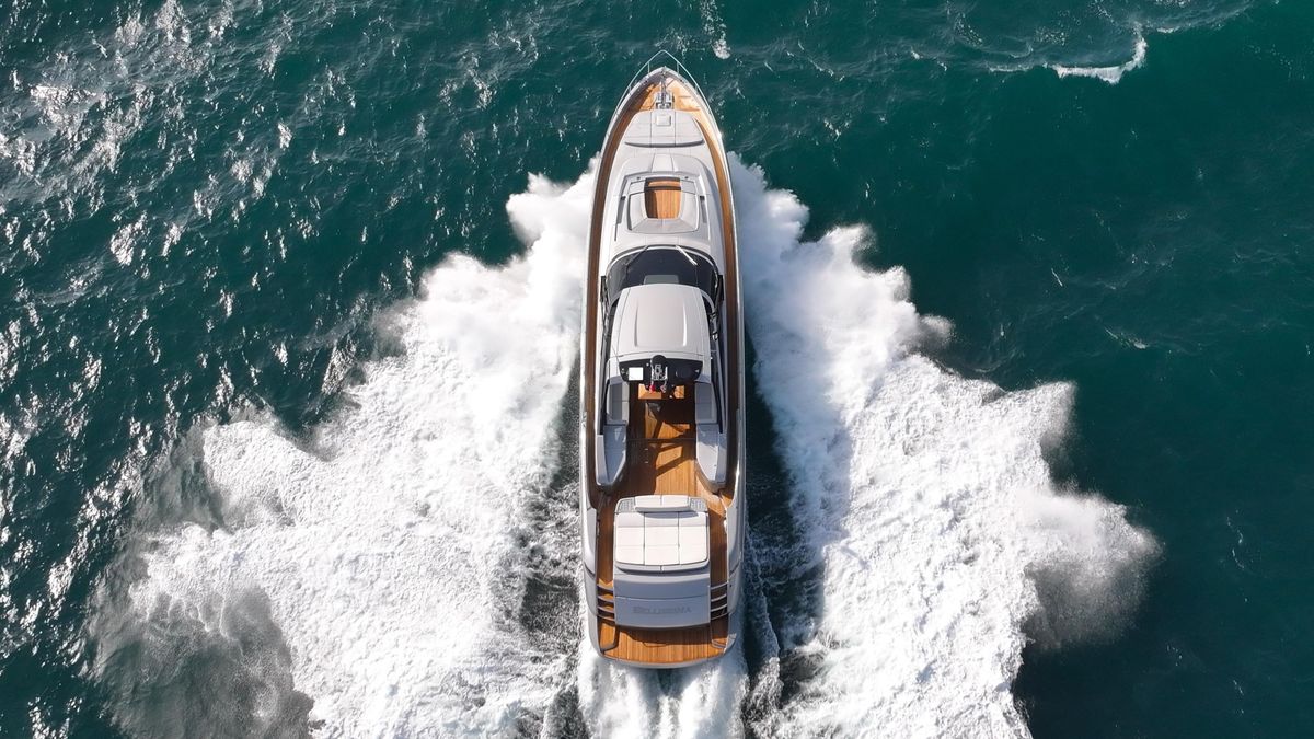 2017 Riva 88 