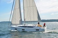 2023 Bavaria C42