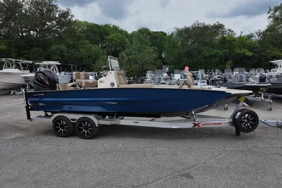 Xpress X23B Bay Lounge