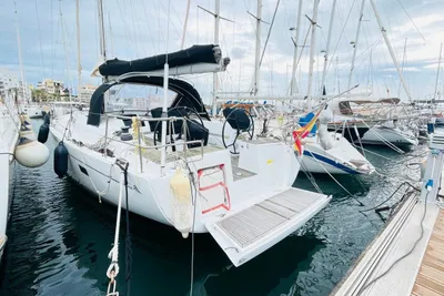 2017 Hanse 455