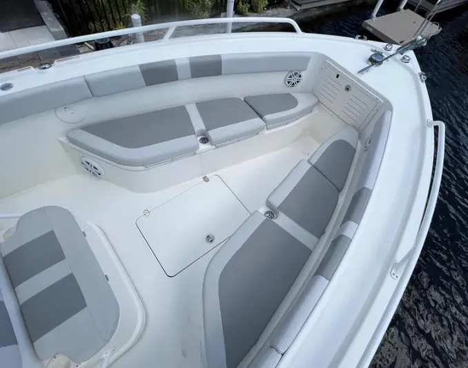 Cryptonite Yacht Photos Pics 