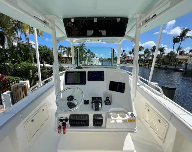 Cryptonite Yacht Photos Pics 