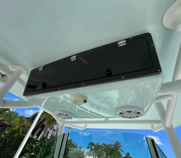 Cryptonite Yacht Photos Pics 