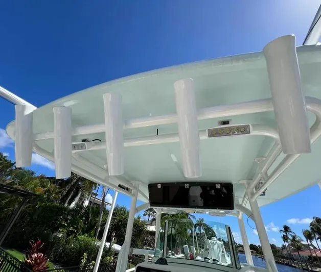 Cryptonite Yacht Photos Pics 