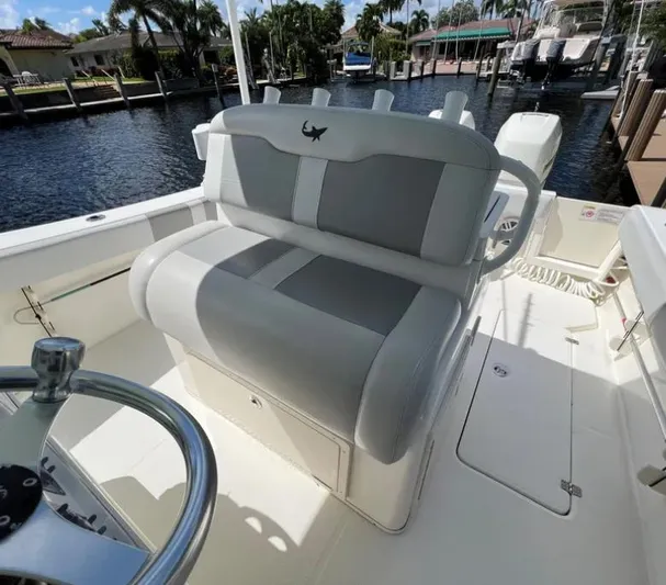 Cryptonite Yacht Photos Pics 