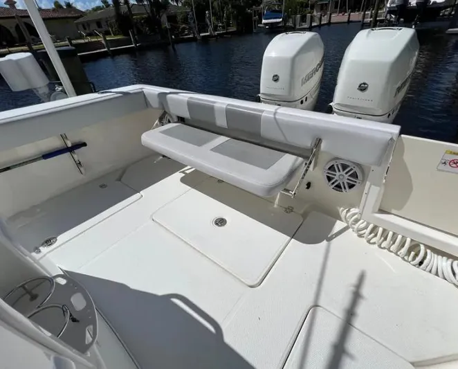 Cryptonite Yacht Photos Pics 