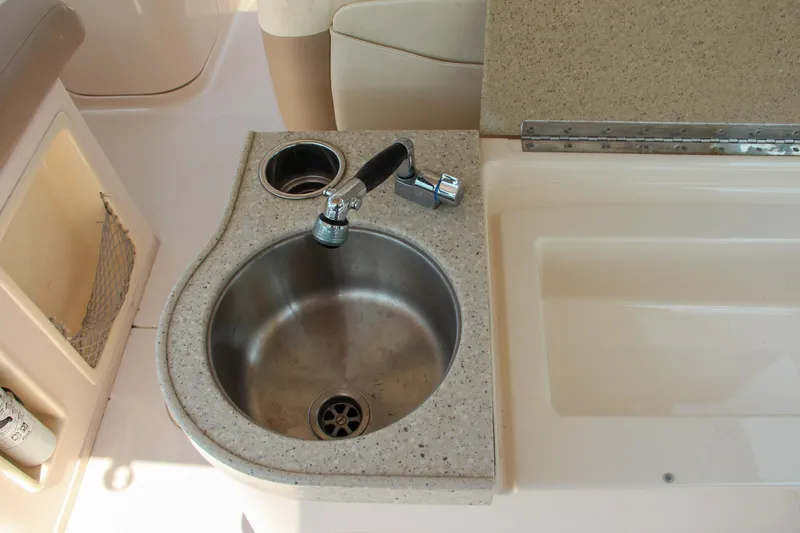 Marleon Yacht Photos Pics 2014 Grady-White Freedom 307 boat sink and countertop detail.