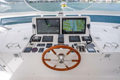 Yacht
