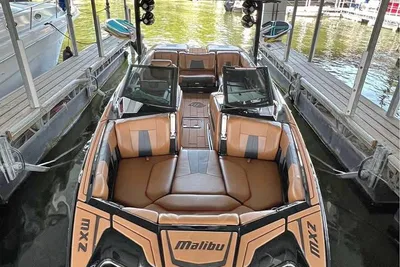 Malibu Wakesetter 23 MXZ
