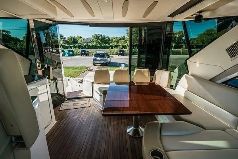 Minutes II Memories Yacht Photos Pics 