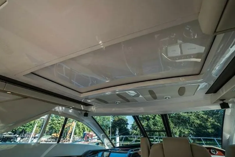 Minutes II Memories Yacht Photos Pics 