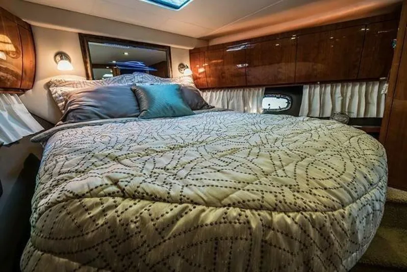 Minutes II Memories Yacht Photos Pics 