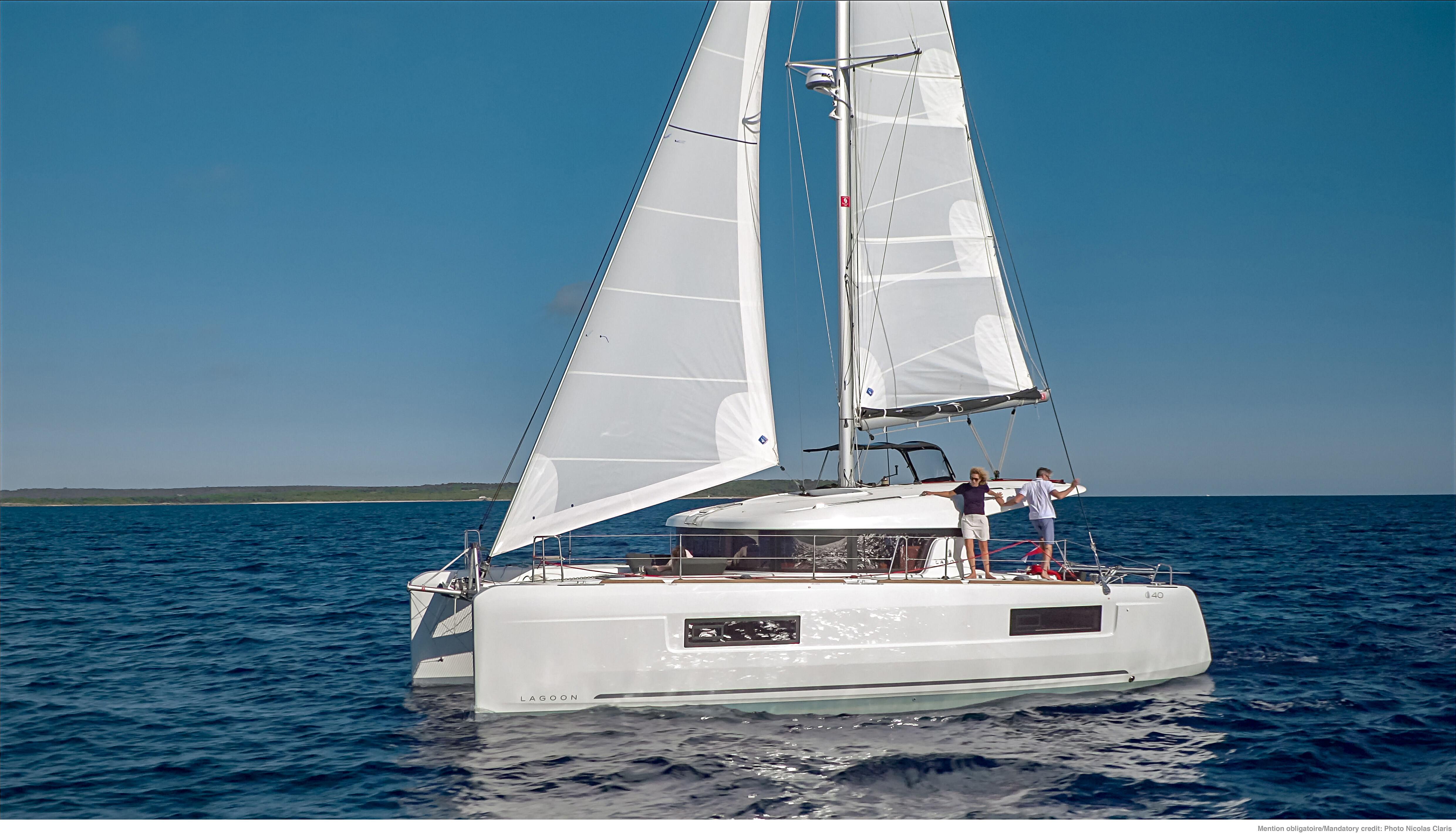 lagoon 40 catamaran 2020