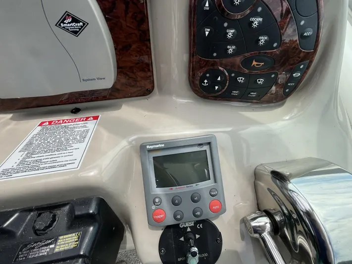  Yacht Photos Pics Control panel of a 2007 Sea Ray 340 Sundancer boat with navigation equipment.