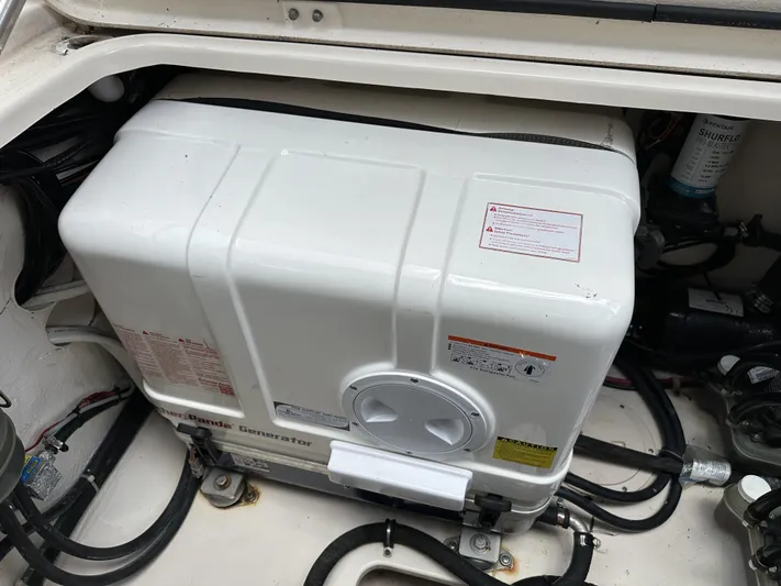 37 Grady White Freedom Yacht Photos Pics Generator in 2017 Grady-White Freedom 375 boat engine compartment.