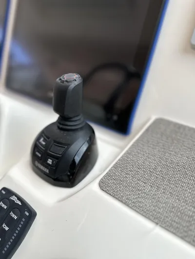 37 Grady White Freedom Yacht Photos Pics 