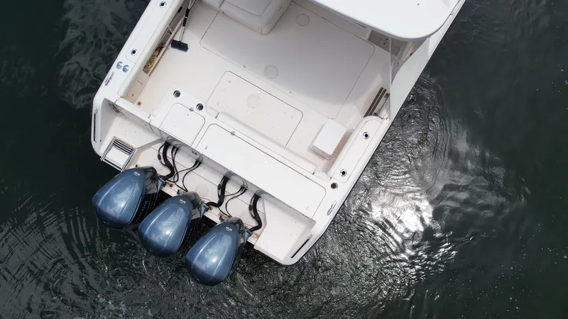 37 Grady White Freedom Yacht Photos Pics 