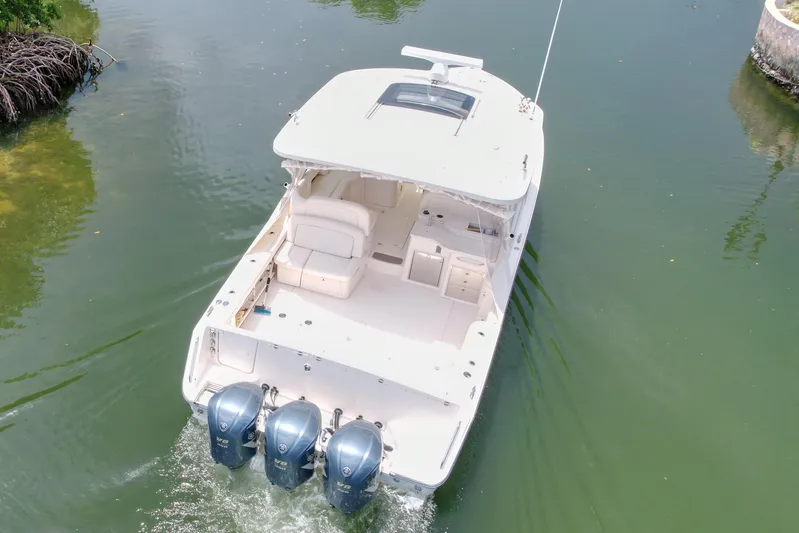 37 Grady White Freedom Yacht Photos Pics 