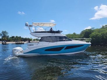 2023 44' Regal-42 FXO Miami, FL, US