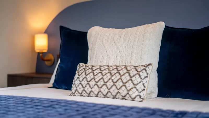 Bravo Yacht Photos Pics 