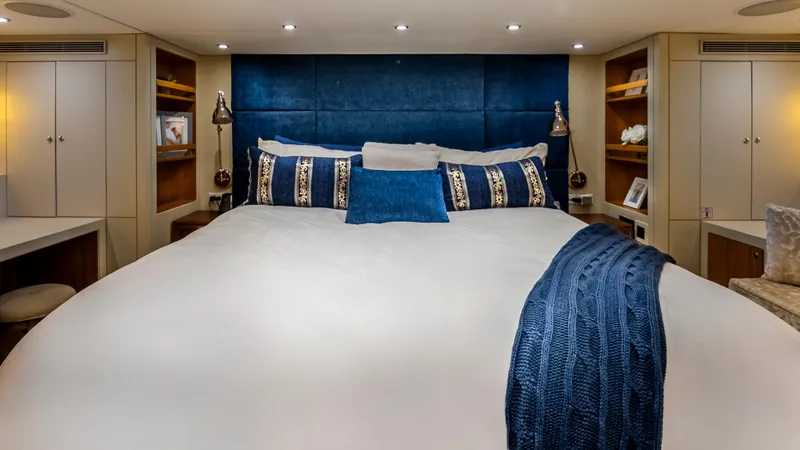 Bravo Yacht Photos Pics Primary stateroom