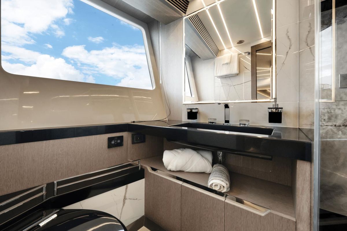 2023 Galeon 80 