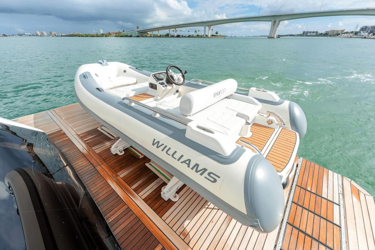 2023 Galeon 80 