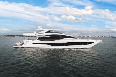 2023 80' Galeon-800 Fly Clearwater, FL, US
