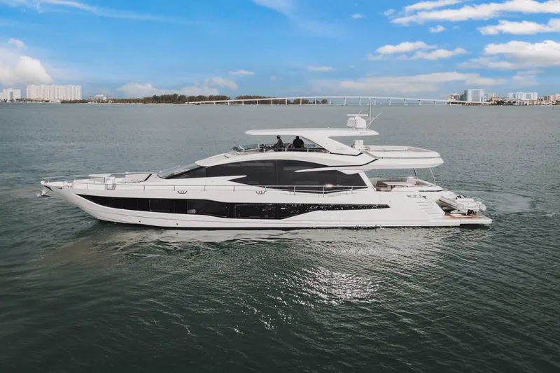 Yacht Yacht Photos Pics 
