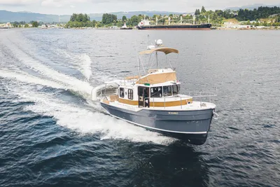 Ranger Tugs R-31 CB