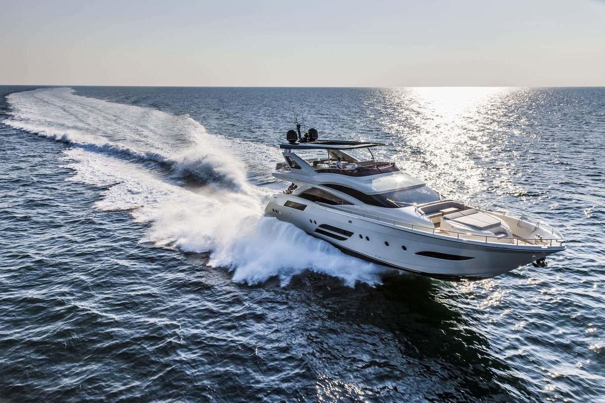 2015 Dominator 80 