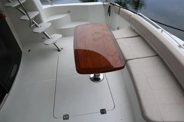  Yacht Photos Pics 56' Carver Voyager -