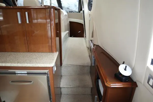  Yacht Photos Pics 56' Carver Voyager - Stairs