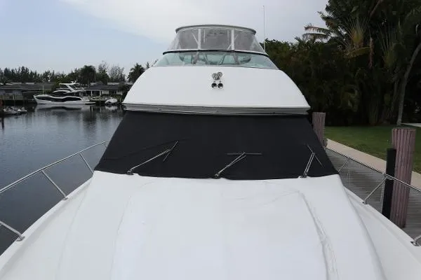  Yacht Photos Pics 56' Carver Voyager -