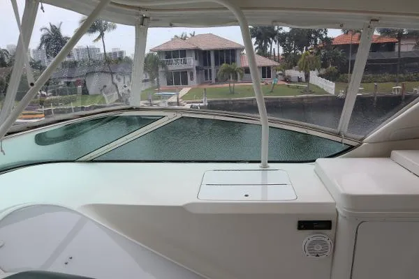  Yacht Photos Pics 56' Carver Voyager -