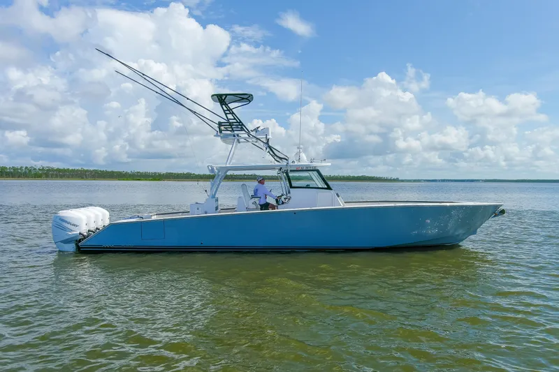 Pretty Work Yacht Photos Pics 2016 42' Metal Shark 42 Fearless Pretty Work Profile