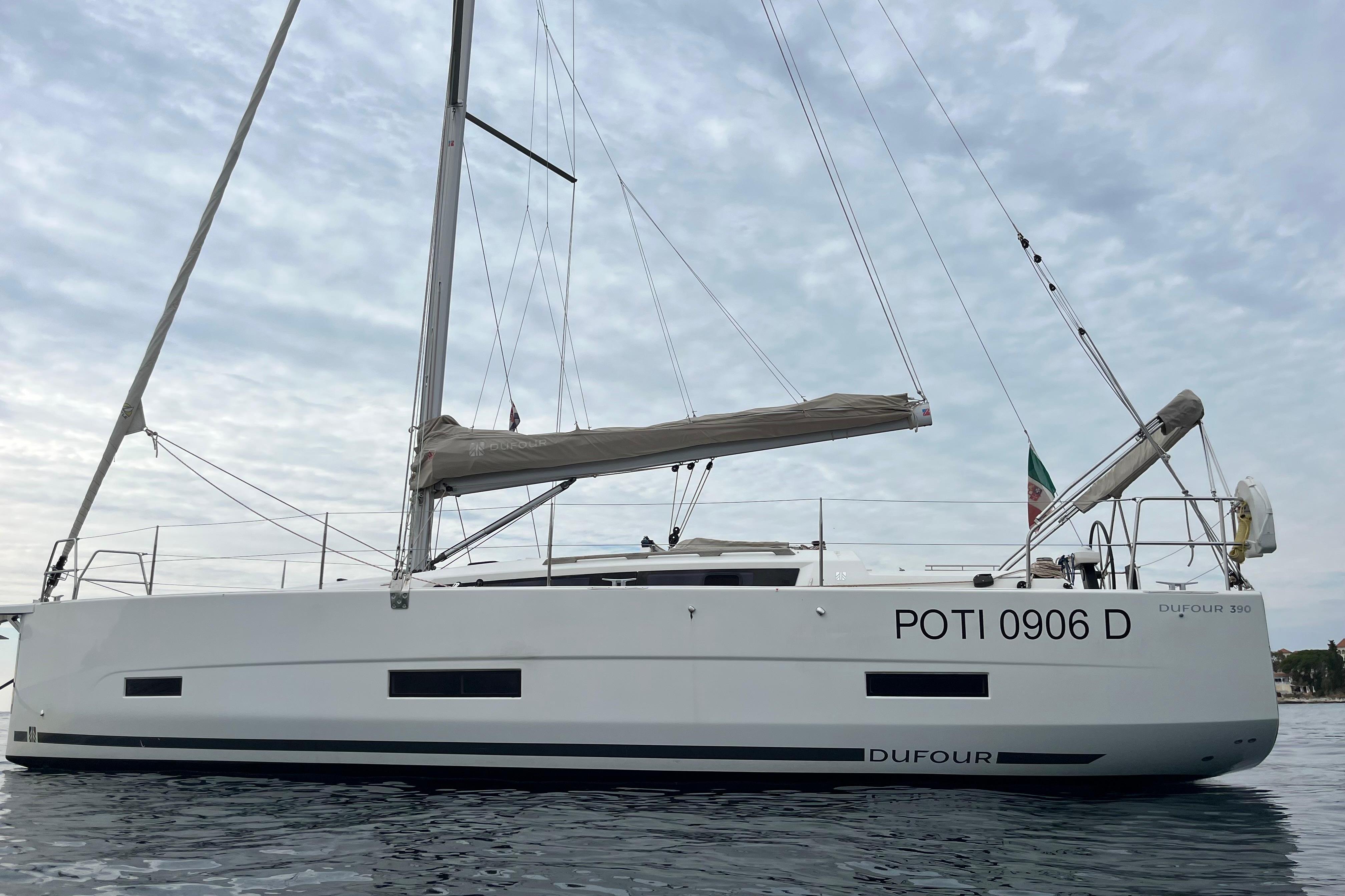 Dufour 390 Grand Large