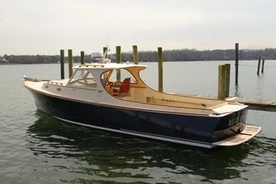 Hinckley Picnic Boat Classic