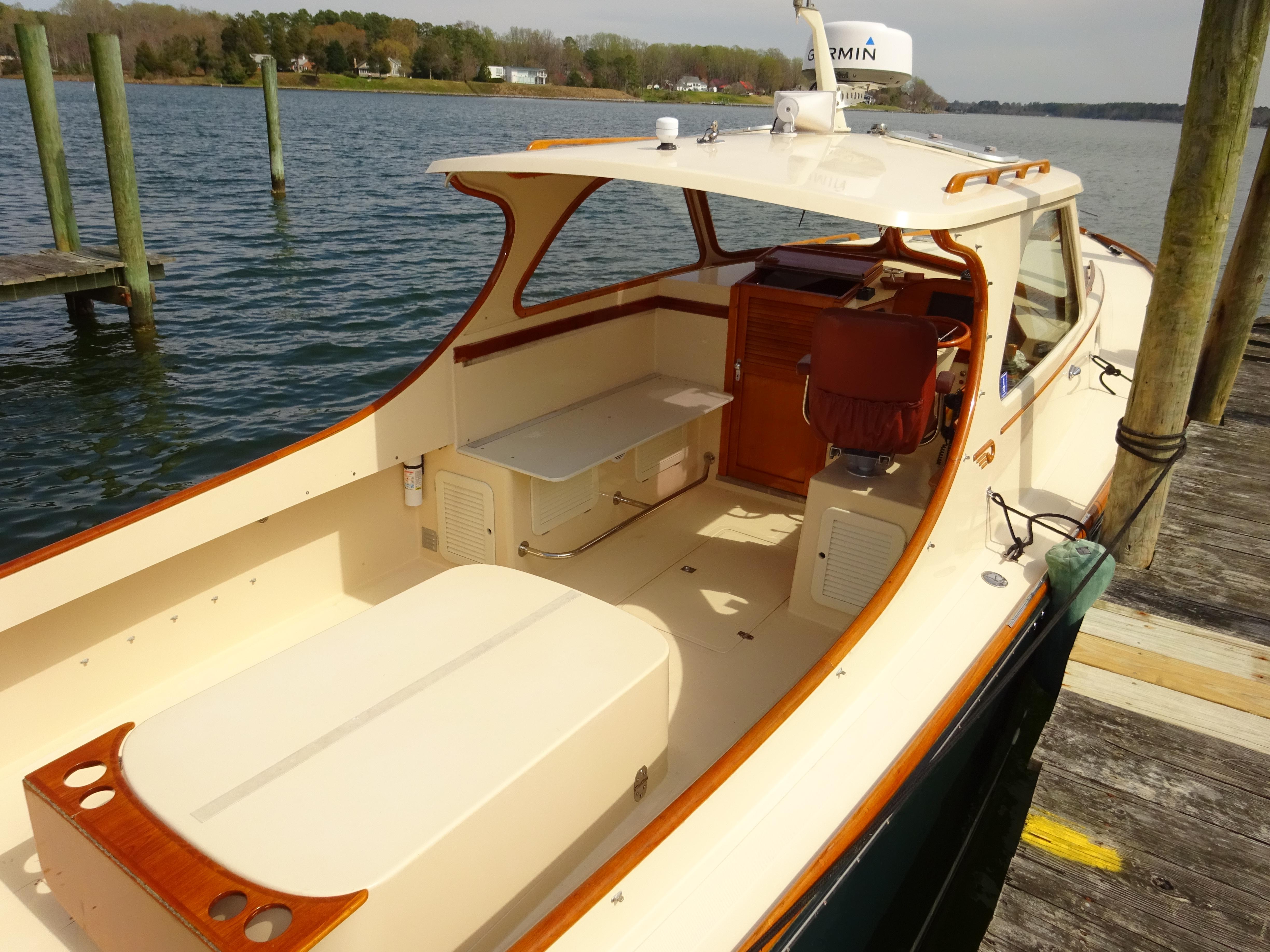 1995 Hinckley Picnic Boat Classic Downeast for sale YachtWorld