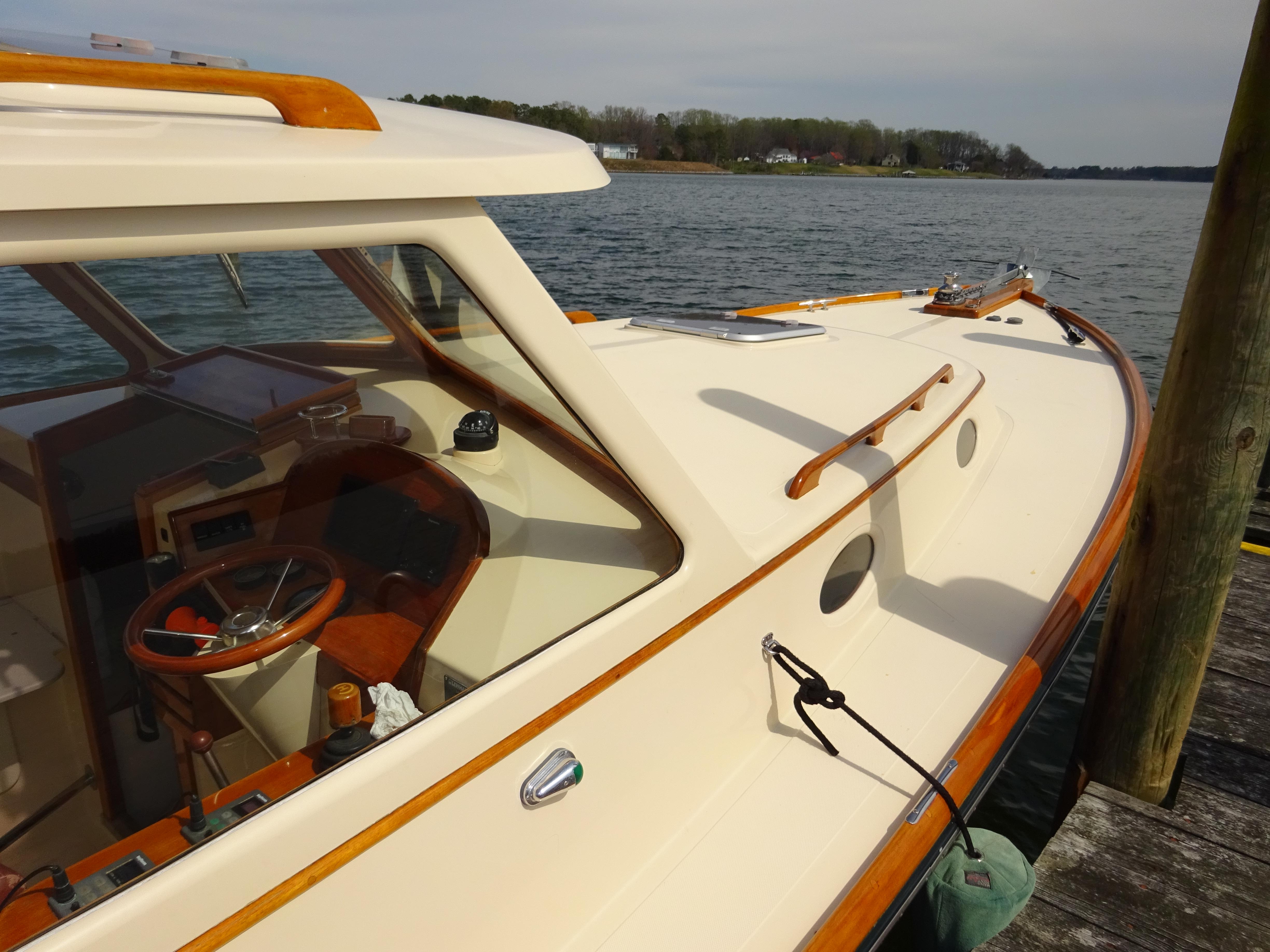 1995 Hinckley Picnic Boat Classic Downeast for sale YachtWorld