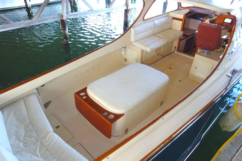 Blue Moon Yacht Photos Pics 