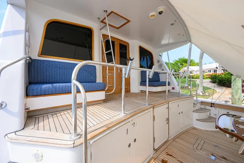 Jr Yacht Photos Pics 